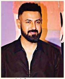 ਗਿੱਪੀ ਗਰੇਵਾਲ 'ਅਕਾਲ-ਦ ਅਨਕਨਕਵਰਡ' ਲਈ ਦਾਦਾ ਸਾਹਿਬ ਫਾਲਕੇ ਪੁਰਸਕਾਰ 'ਚ ਸਰਬੋਤਮ ਡਾਇਰੈਕਟਰ ਵਜੋਂ ਸਨਮਾਨਿਤ
