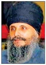  ਕੇ.ਜੇ.ਐਫ. ਦੇ ਰਣਜੀਤ ਸਿੰਘ ਨੇ ਭਾਰਤ 'ਚ ਰੇਲ ਗੱਡੀਆਂ 'ਚ ਧਮਾਕੇ ਕਰਨ ਦੀ ਦਿੱਤੀ ਧਮਕੀ
<br/> 