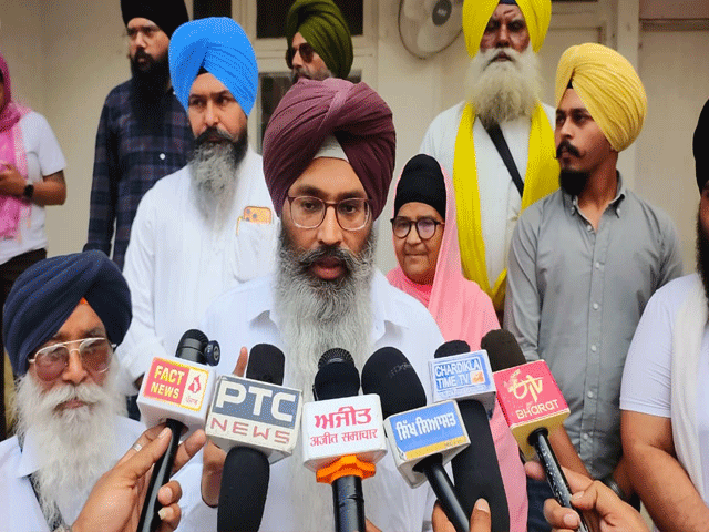 ਇਮਾਨ ਸਿੰਘ ਮਾਨ ਨੇ ਵੰਦੇ ਮਾਤਰਮ ਦਾ ਗਾਇਨ ਲਾਜ਼ਮੀ ਕਰਨ ਦਾ ਕੀਤਾ ਵਿਰੋਧ