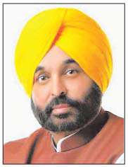   ਕੇਂਦਰ ਸਰਕਾਰ ਪੰਜਾਬ ਨੂੰ  ਵਿਸ਼ੇਸ਼ ਸ਼੍ਰੇਣੀ ਦਾ ਦਰਜਾ ਅਤੇ ਸਰਹੱਦੀ ਖੇਤਰਾਂ ਲਈ ਵਿਸ਼ੇਸ਼ ਪੈਕੇਜ ਦੇਵੇ- ਭਗਵੰਤ ਮਾਨ  