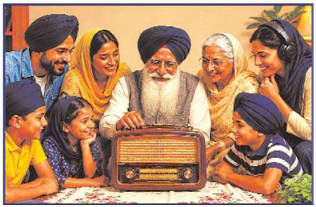  ਭਾਰਤ 'ਚ ਆਕਾਸ਼ਵਾਣੀ ਦੇ 90 ਵਰ੍ਹੇ
<br/> 