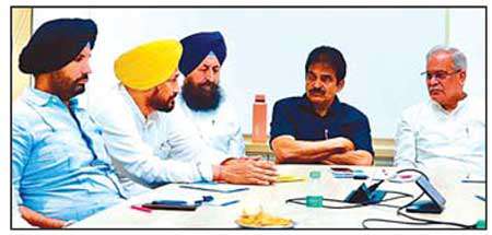  ਖ਼ਤਮ ਹੁੰਦਾ ਨਜ਼ਰ ਨਹੀਂ ਆ ਰਿਹਾ ਪੰਜਾਬ ਕਾਂਗਰਸ ਦਾ ਕਲੇਸ਼
