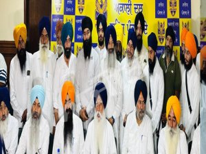 ਸਾਬਕਾ ਅਕਾਲੀ ਵਿਧਾਇਕ ਤੇ ਸ਼੍ਰੋਮਣੀ ਕਮੇਟੀ ਮੈਂਬਰ ਅਕਾਲੀ ਦਲ ਵਾਰਿਸ ਪੰਜਾਬ ਦੇ ਵਿਚ ਹੋਏ ਸ਼ਾਮਿਲ