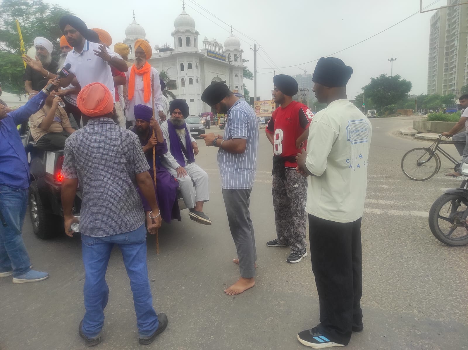 ਕੌਮੀ ਇਨਸਾਫ ਮੋਰਚੇ ਵੱਲੋਂ ਪੰਜਾਬ ਬੰਦ ਦੇ ਦਿੱਤੇ ਸੱਦੇ ਤਹਿਤ ਅੱਜ ਮੋਹਾਲੀ ਦੇ ਵਾਈਪੀਐਸ ਚੌਂਕ ਲਗਾਇਆ ਜਾਮ
