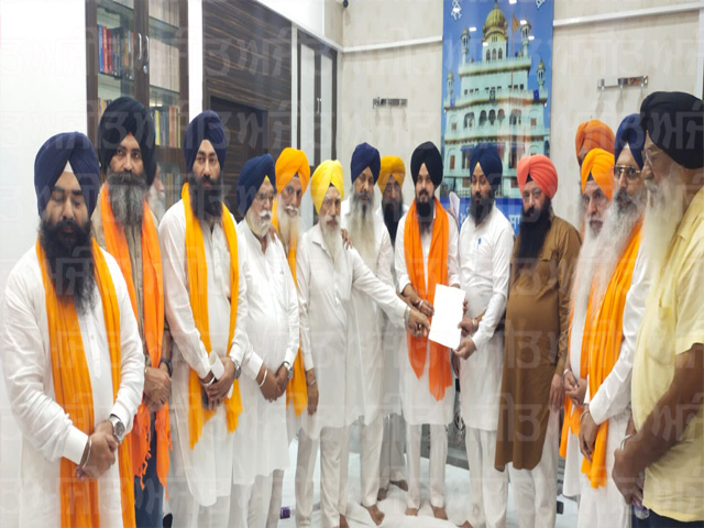 ਸ੍ਰੀ ਅਕਾਲ ਤਖ਼ਤ ਸਾਹਿਬ ਸਕੱਤਰੇਤ ਪੁੱਜੇ ਅਲਾਇੰਸ ਆਫ਼ ਸਿੱਖ ਆਰਗਨਾਈਜੇਸ਼ਨ ਦੇ ਆਗੂ