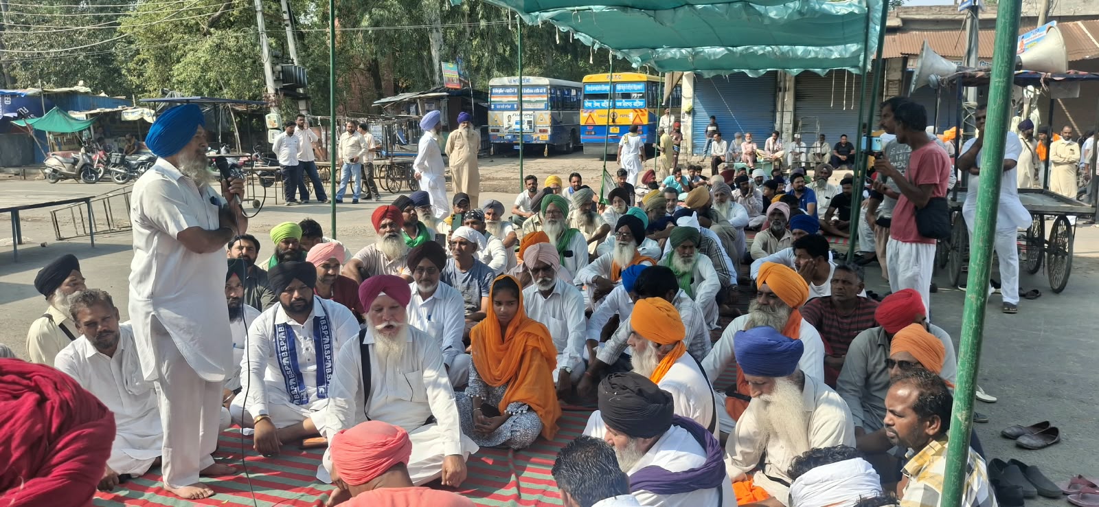 ਪਰਵਿੰਦਰ ਸਿੰਘ ਝੋਟਾ ਮਾਮਲੇ ਵਿਚ ਸਰਦੂਲਗੜ ਸ਼ਹਿਰ ਸਮੇਤ ਇਲਾਕੇ ਅੰਦਰ ਪੂਰਨ ਬੰਦ ਰਿਹਾ