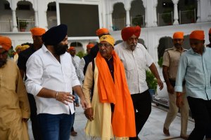 ਨਾਗਾਲੈਂਡ ਦੇ ਰਾਜਪਾਲ ਨੰਦ ਕਿਸ਼ੋਰ ਯਾਦਵ ਨੇ ਸ਼੍ਰੀ ਗੁਰੂ ਗੋਬਿੰਦ ਸਿੰਘ ਜੀ ਦੇ ਪ੍ਰਕਾਸ਼ ਅਸਥਾਨ ਤਖ਼ਤ ਸ਼੍ਰੀ ਹਰਿਮੰਦਿਰ ਜੀ ਪਟਨਾ ਸਾਹਿਬ ਵਿਚ ਮੱਥਾ ਟੇਕਿਆ