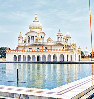 ਕਪਾਲ ਮੋਚਨ ਵਿਖੇ ਸੁਸ਼ੋਭਿਤ ਗੁਰਦੁਆਰਾ ਸਾਹਿਬਾਨ